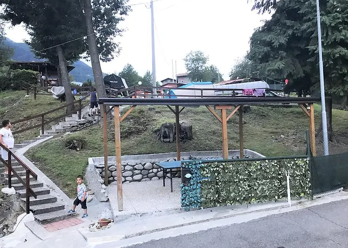 Adamello Kamp alanı Edolo